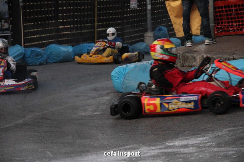 111120 sport2 395_tn.jpg